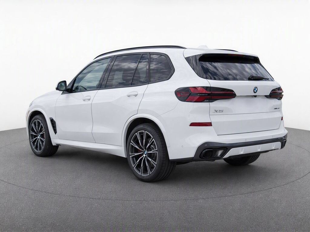 New 2026 BMW X5 xDrive40i SUV