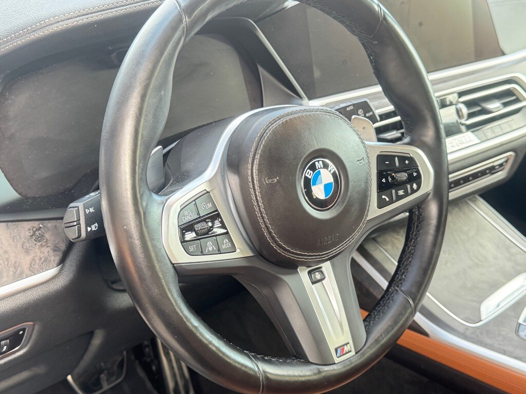 2022 BMW X7 - Image 15