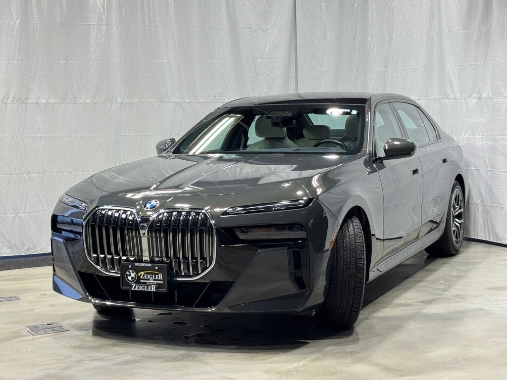 Certified 2023 BMW 760i xDrive Sedan
