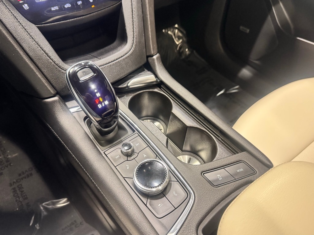 2024 CADILLAC XT6 - Image 10