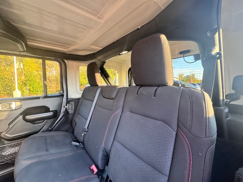 2019 JEEP WRANGLER - Image 25