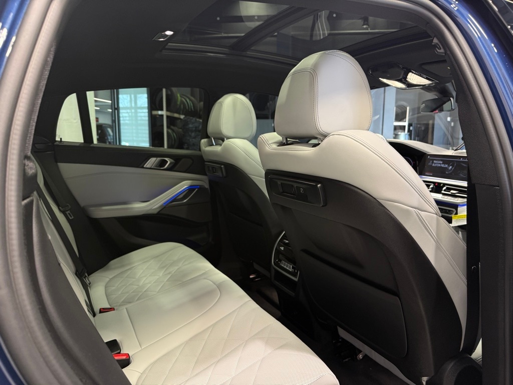 2023 BMW X6 - Image 27