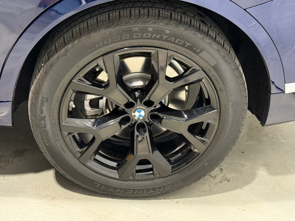 2026 BMW X7 - Image 8