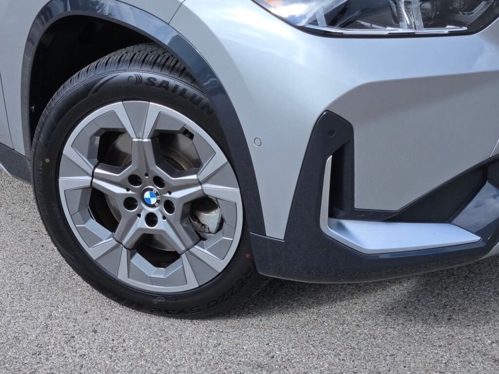 2025 BMW X1 - Image 3