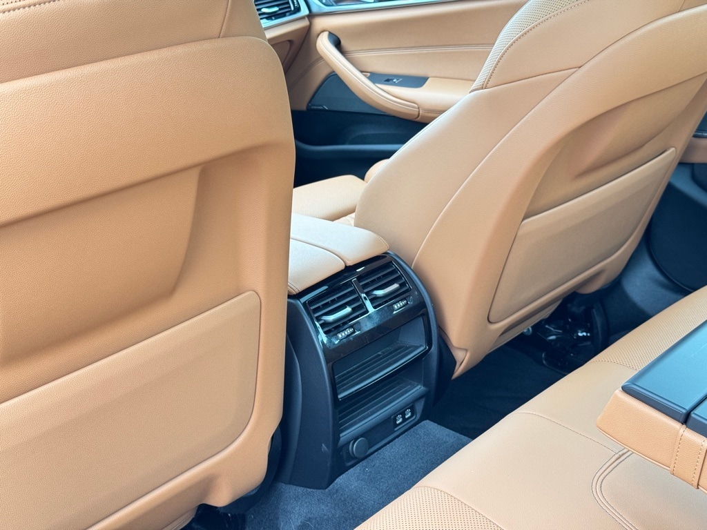 2023 BMW 530E - Image 24