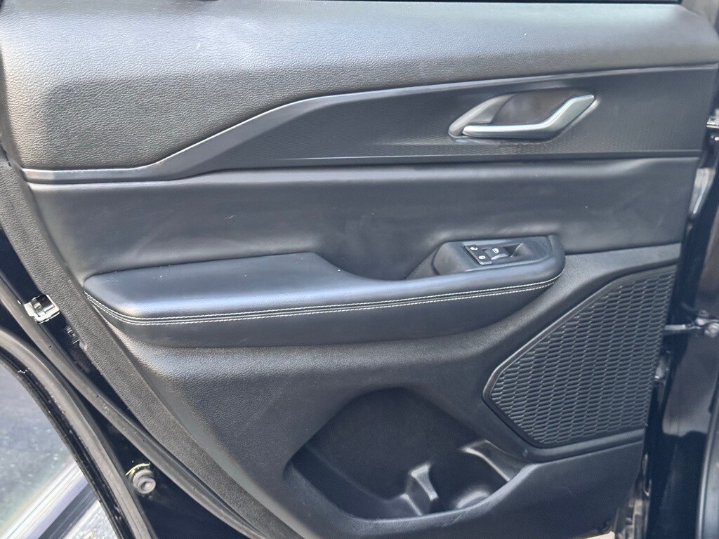 2024 JEEP GRAND CHEROKEE - Image 25