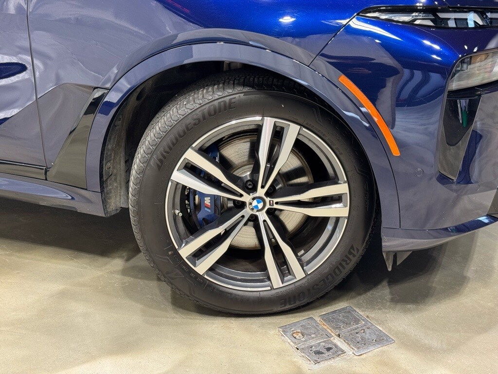 2024 BMW X7 - Image 10