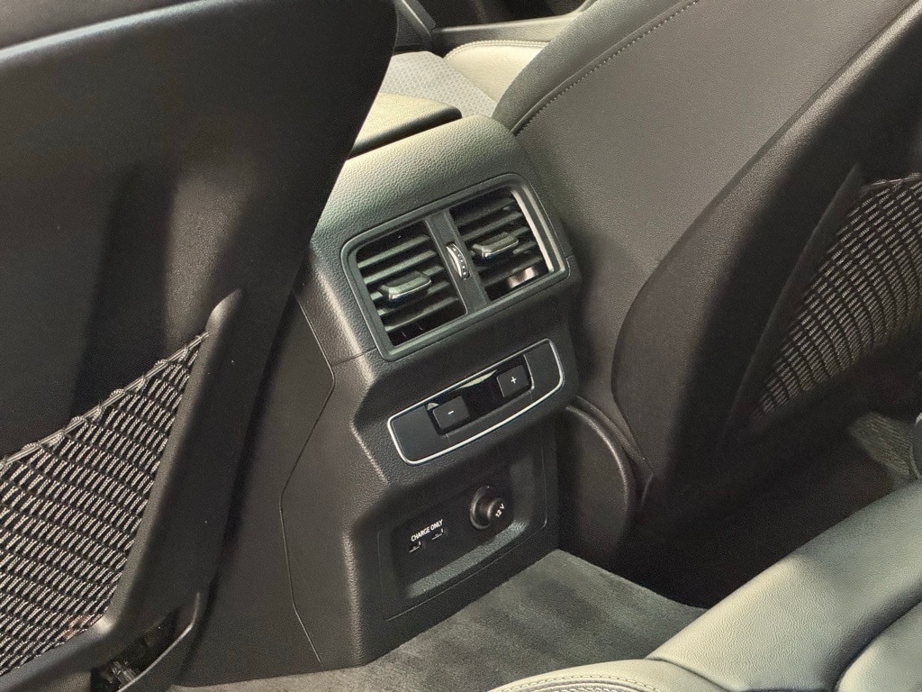 2022 AUDI SQ5 - Image 22