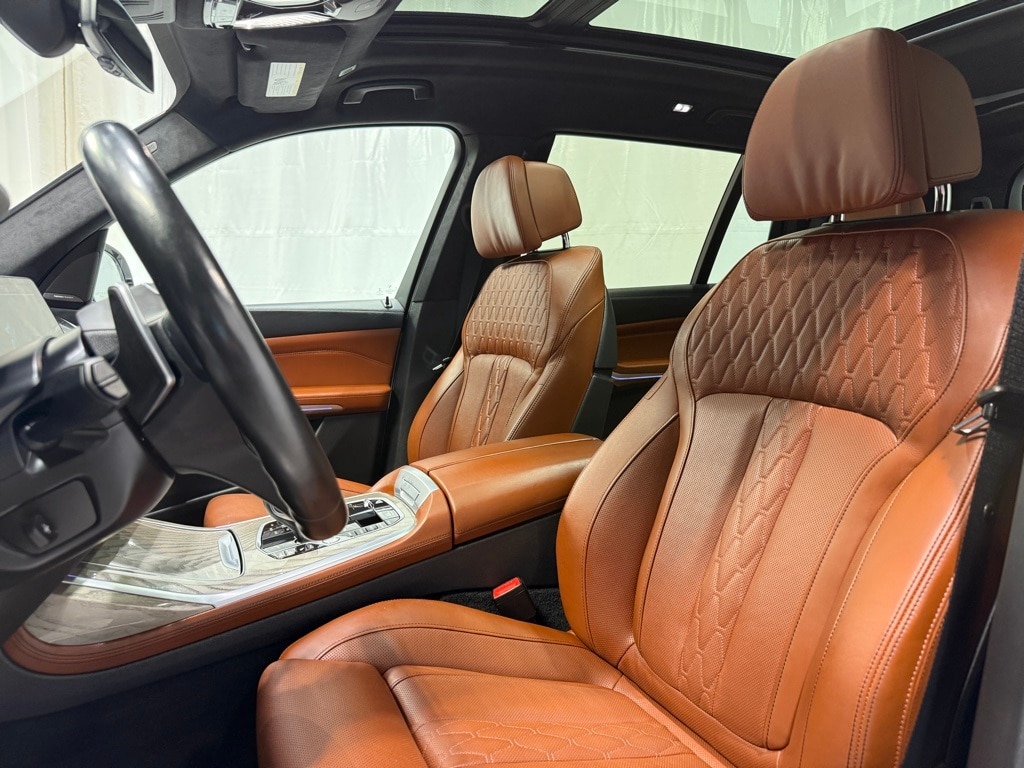 2022 BMW X7 - Image 20