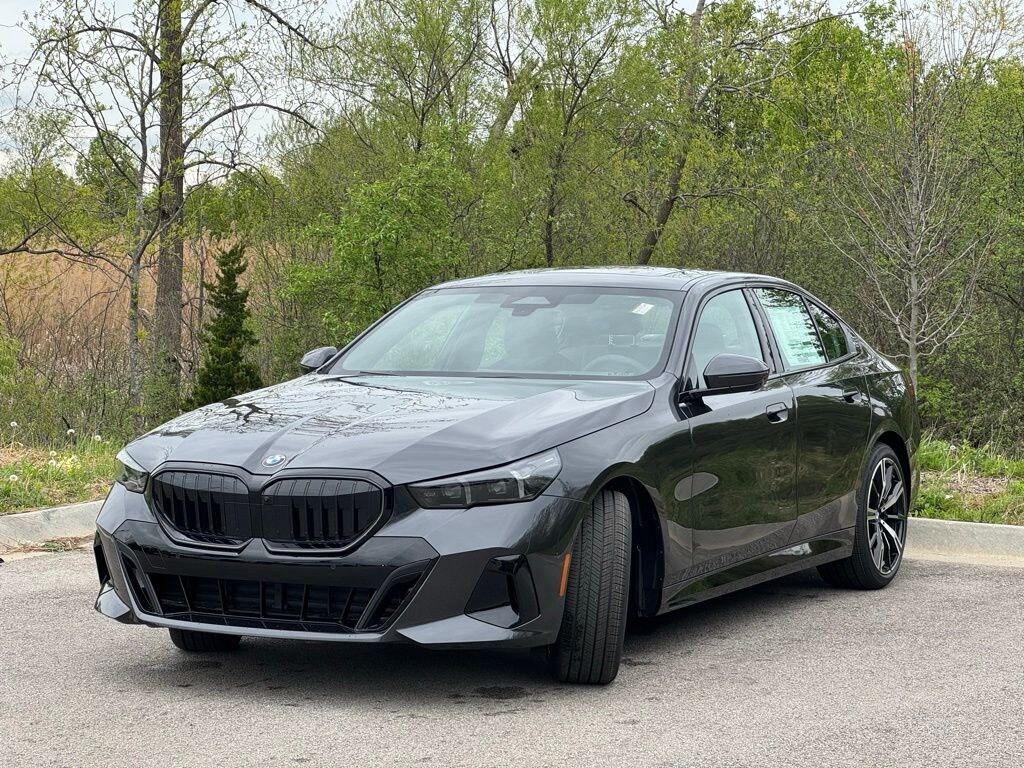New 2026 BMW 530i xDrive Sedan