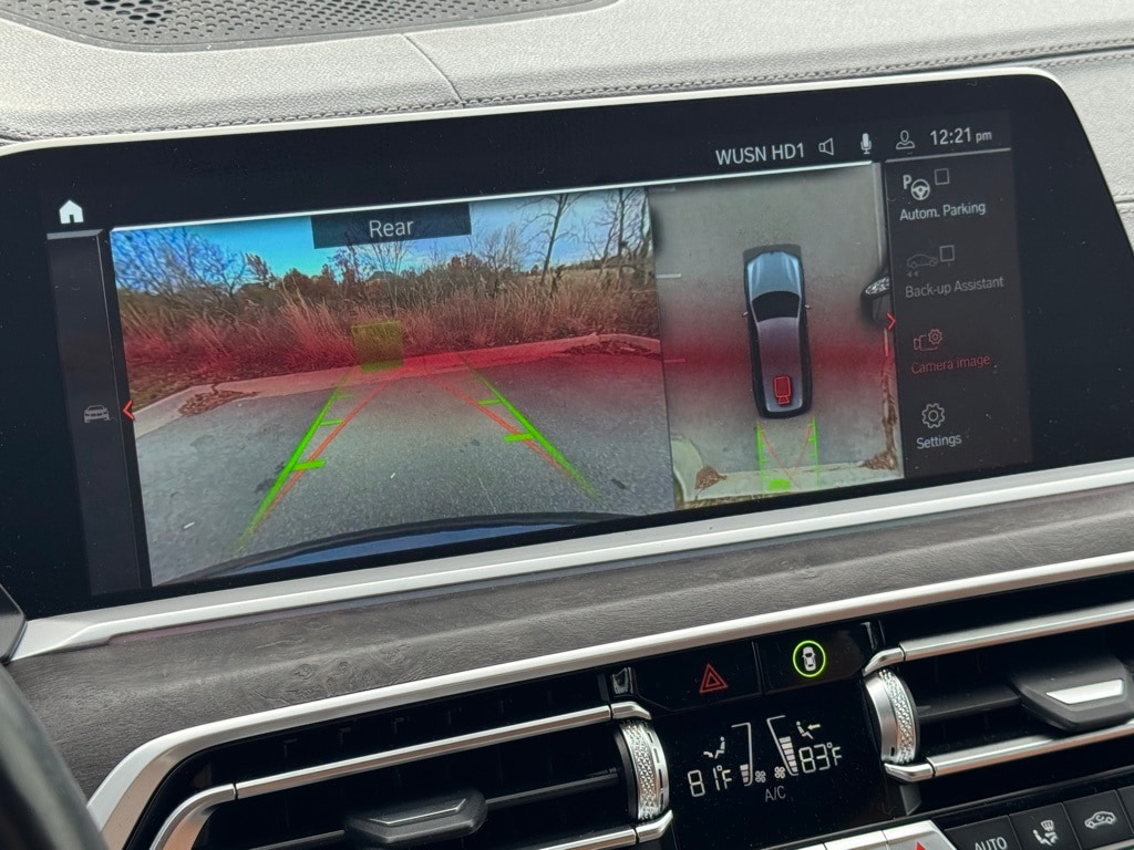 2022 BMW X7 - Image 11