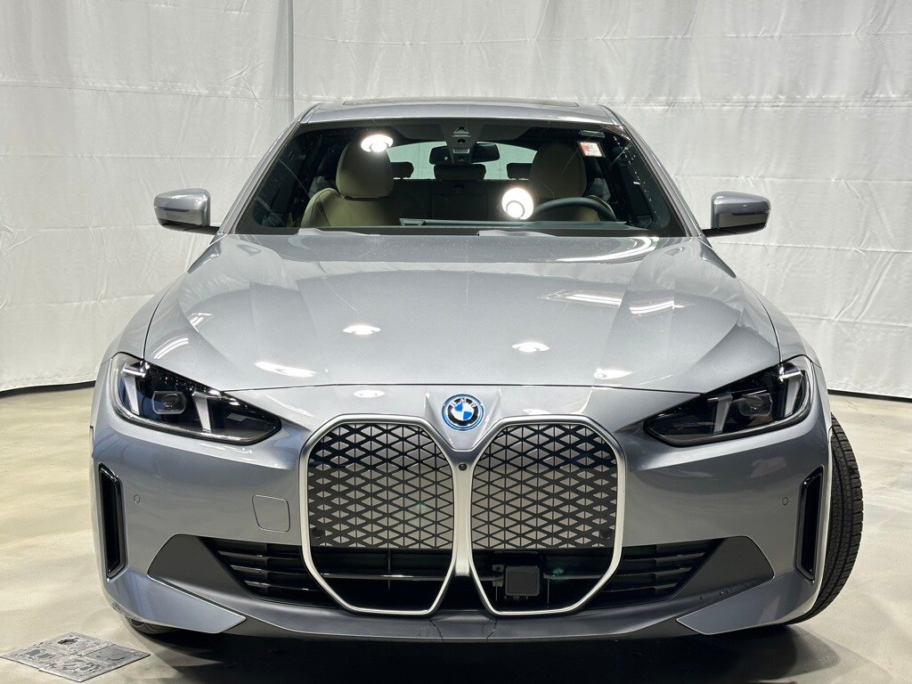 2025 Bmw i4 xDrive40 photo 2