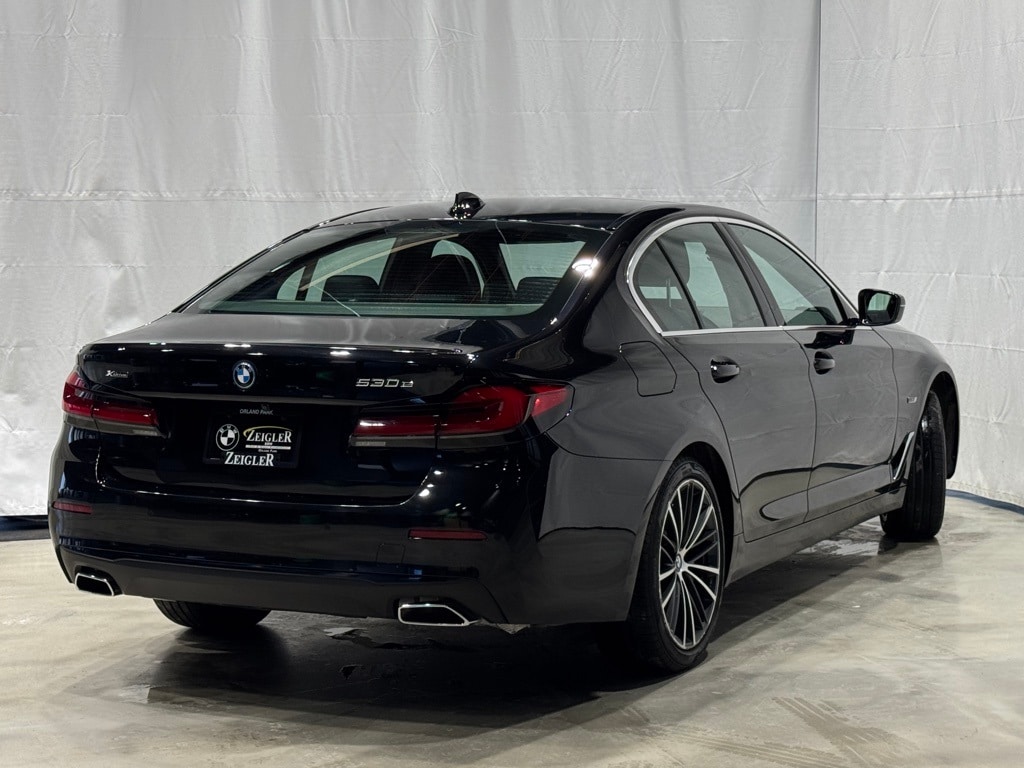 2023 BMW 530E - Image 6