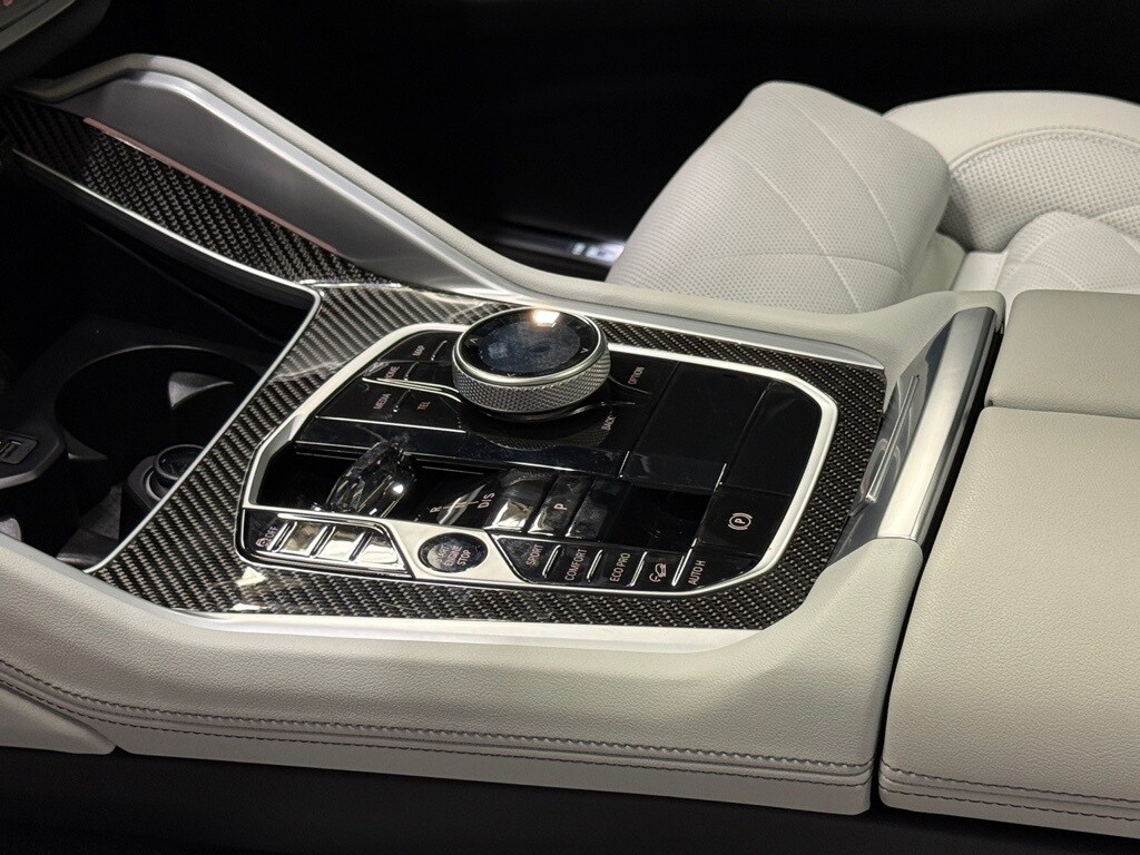 2024 BMW X6 - Image 12
