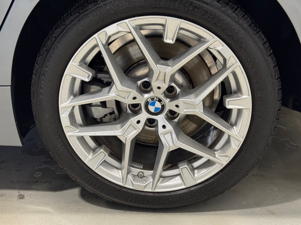 2025 BMW 330I - Image 8