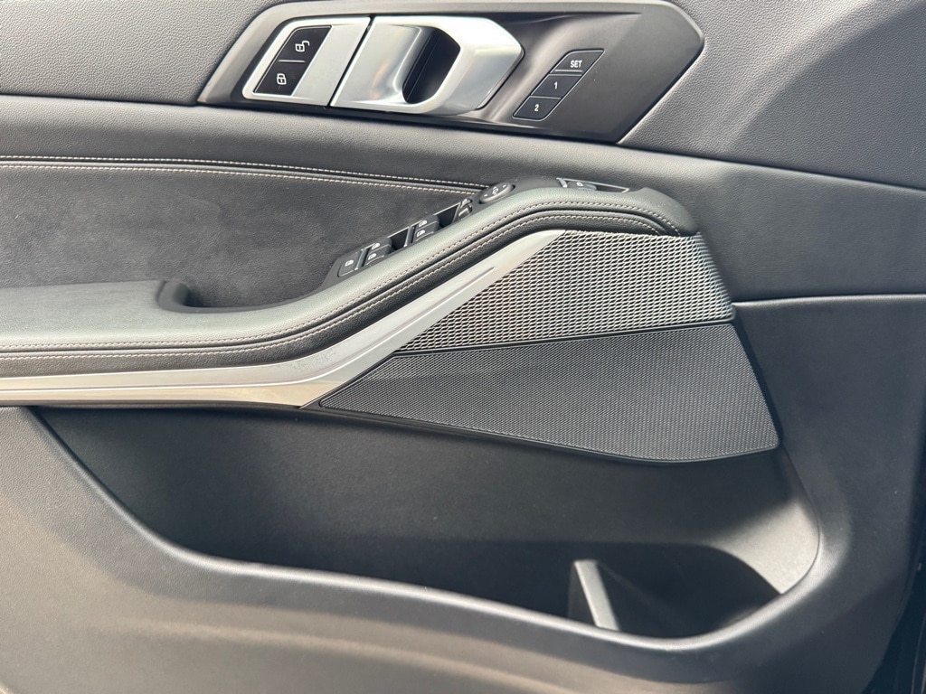 2023 BMW X5 - Image 18