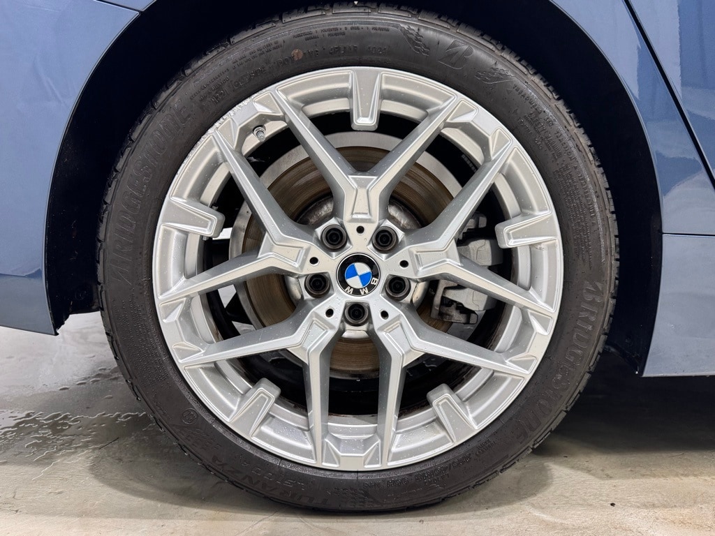 2025 BMW 330I - Image 12