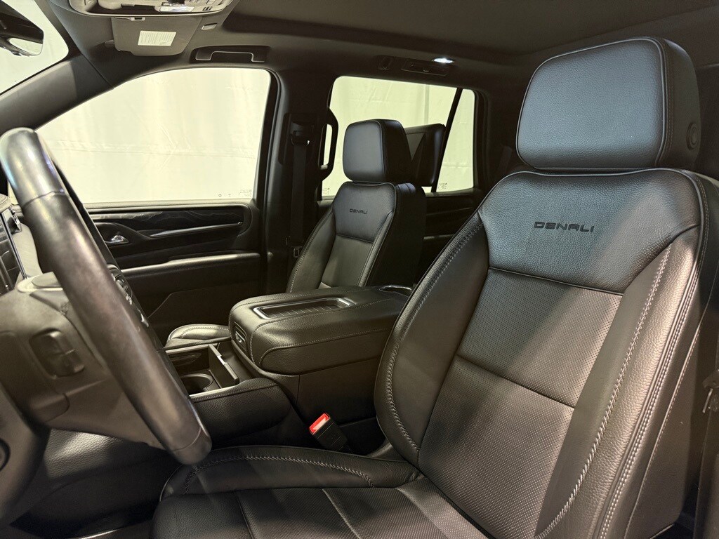 2021 GMC YUKON - Image 21