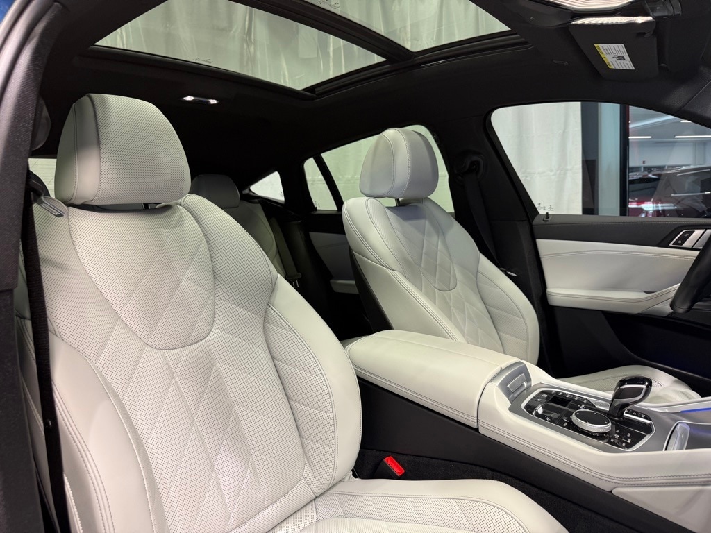 2023 BMW X6 - Image 29
