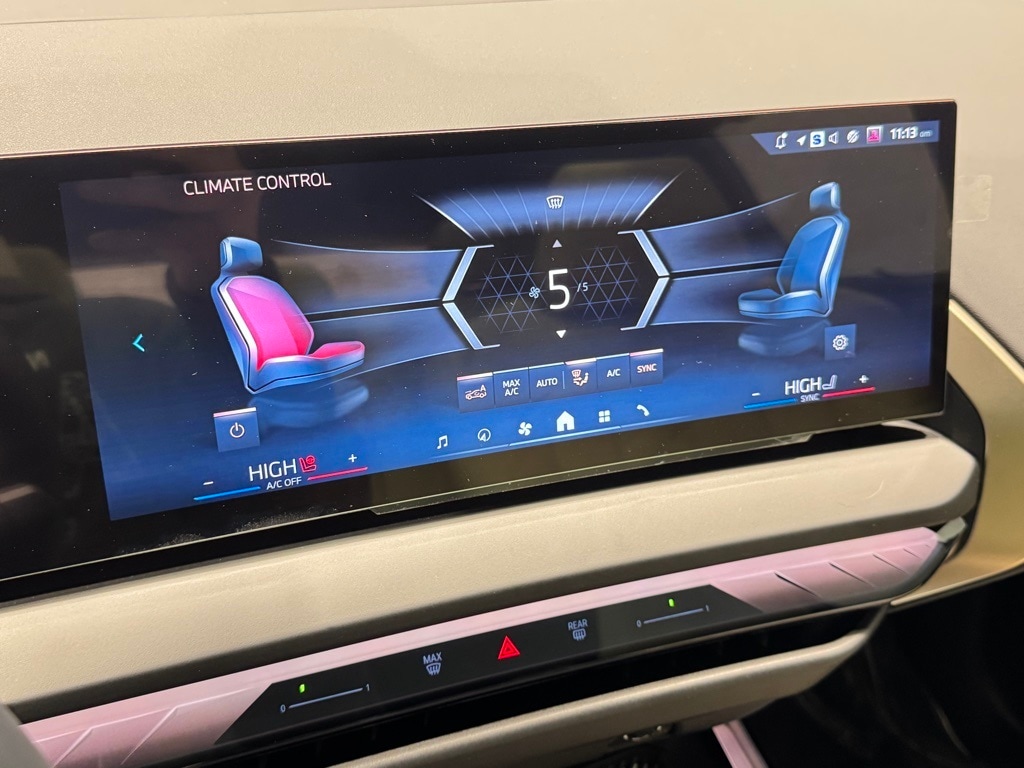 2025 BMW X3 - Image 13