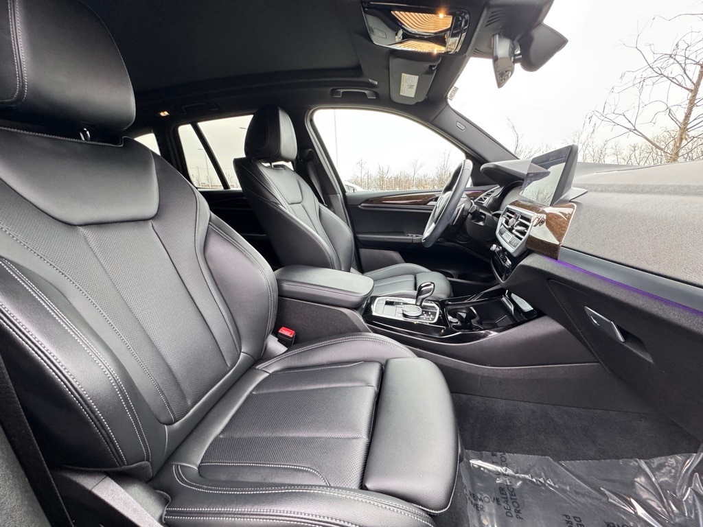2022 BMW X3 - Image 29