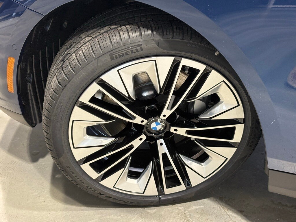 2025 Bmw 530i xDrive photo 4