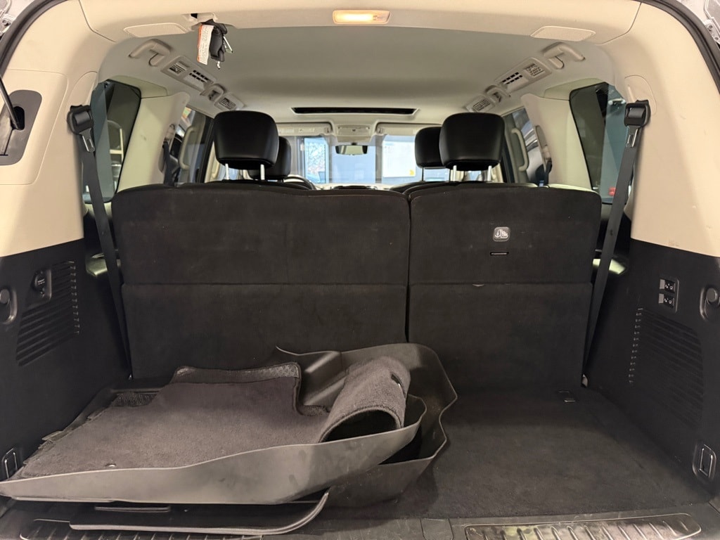 2021 INFINITI QX80 - Image 26