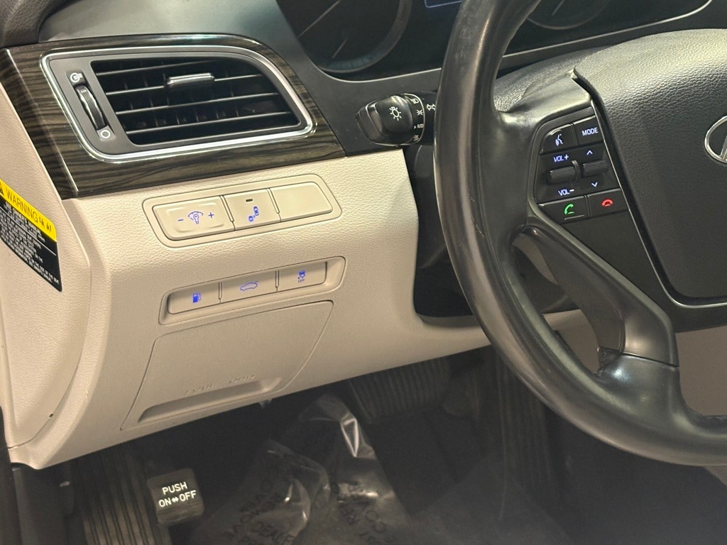 2017 HYUNDAI SONATA - Image 15