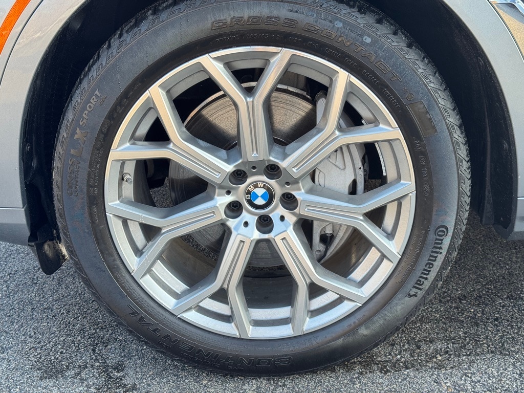 2024 BMW X7 - Image 7