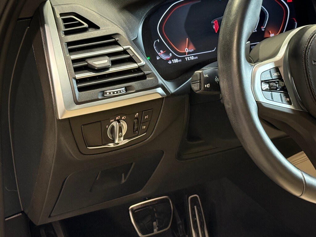 2023 BMW X4 - Image 9