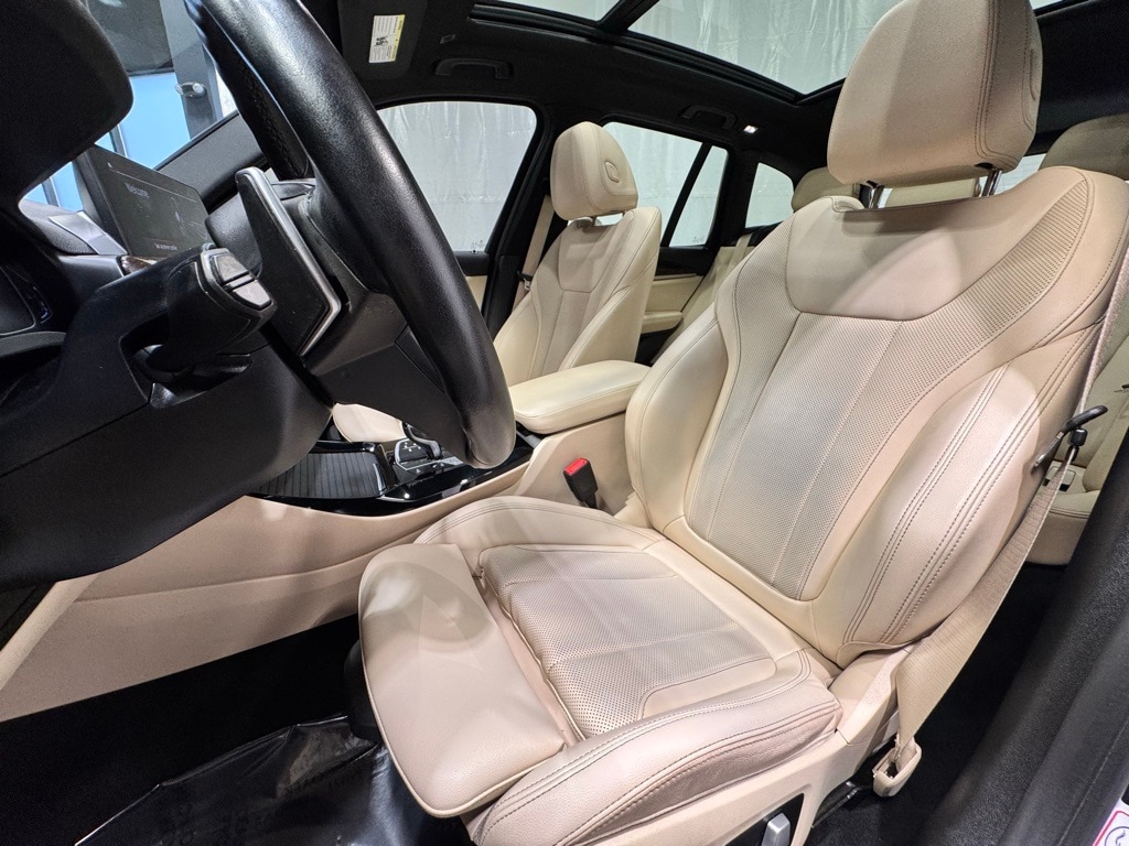 2022 BMW X3 - Image 19