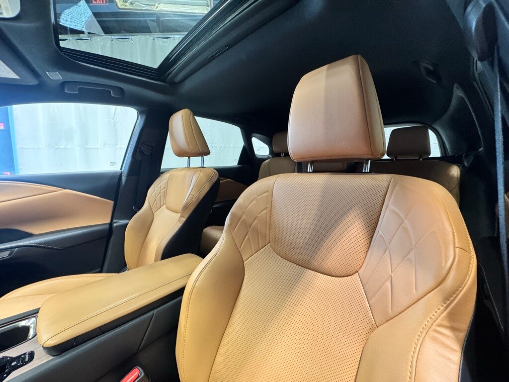 2023 LEXUS RX - Image 21