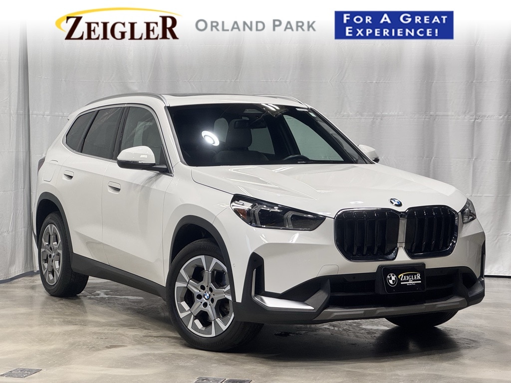 2023 BMW X1 - Image 1