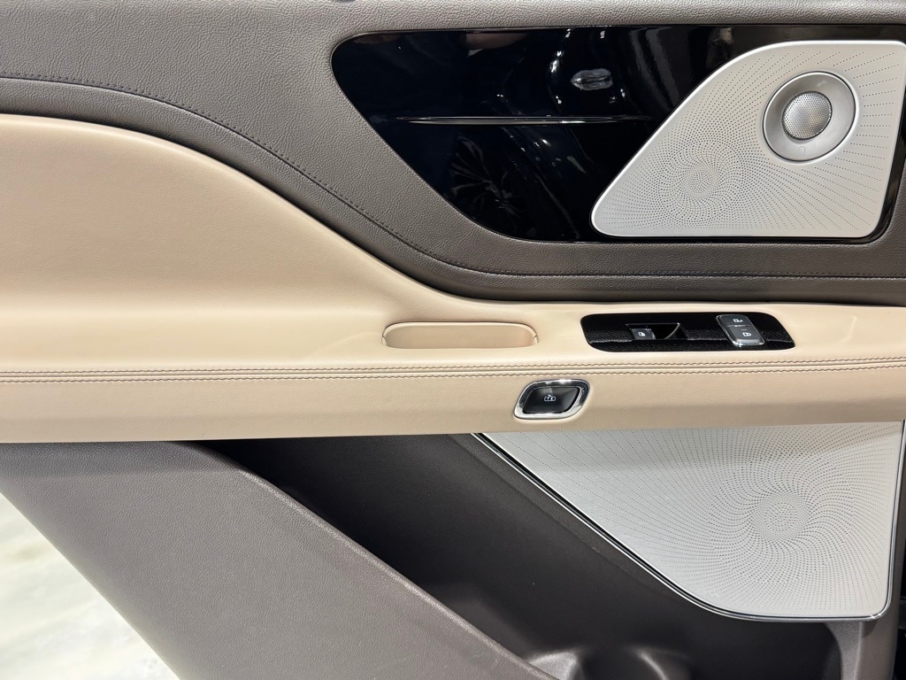 2023 LINCOLN AVIATOR - Image 23