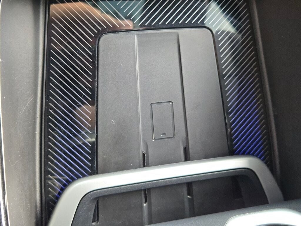 2025 BMW X1 - Image 17