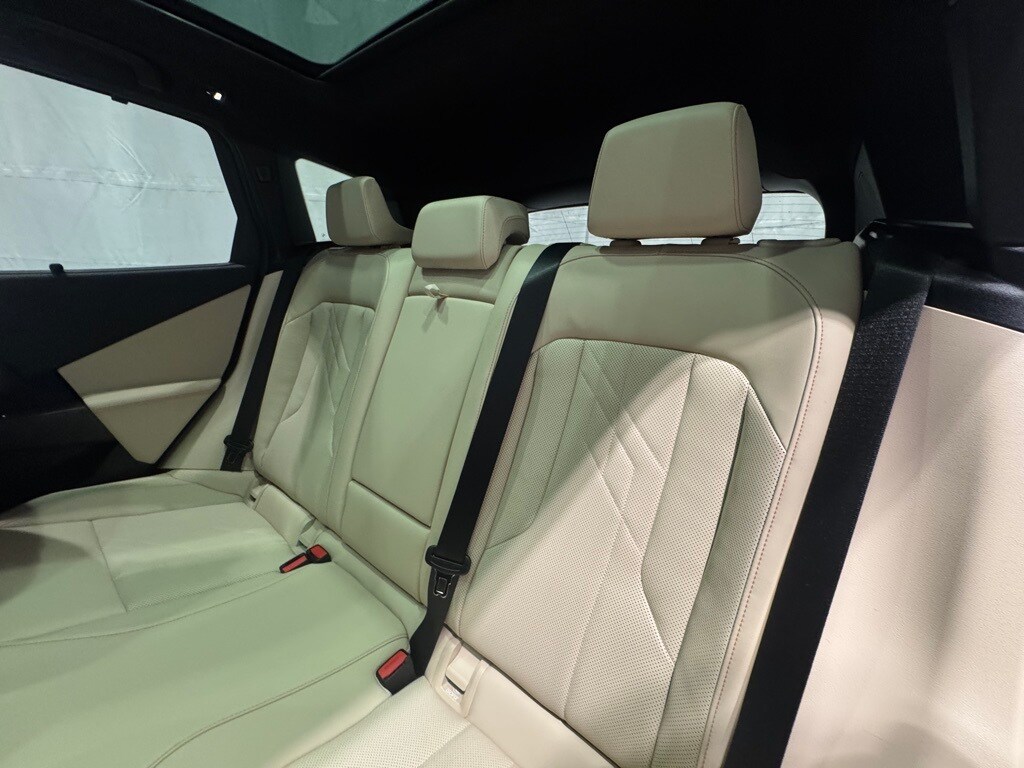 2025 BMW X3 - Image 26