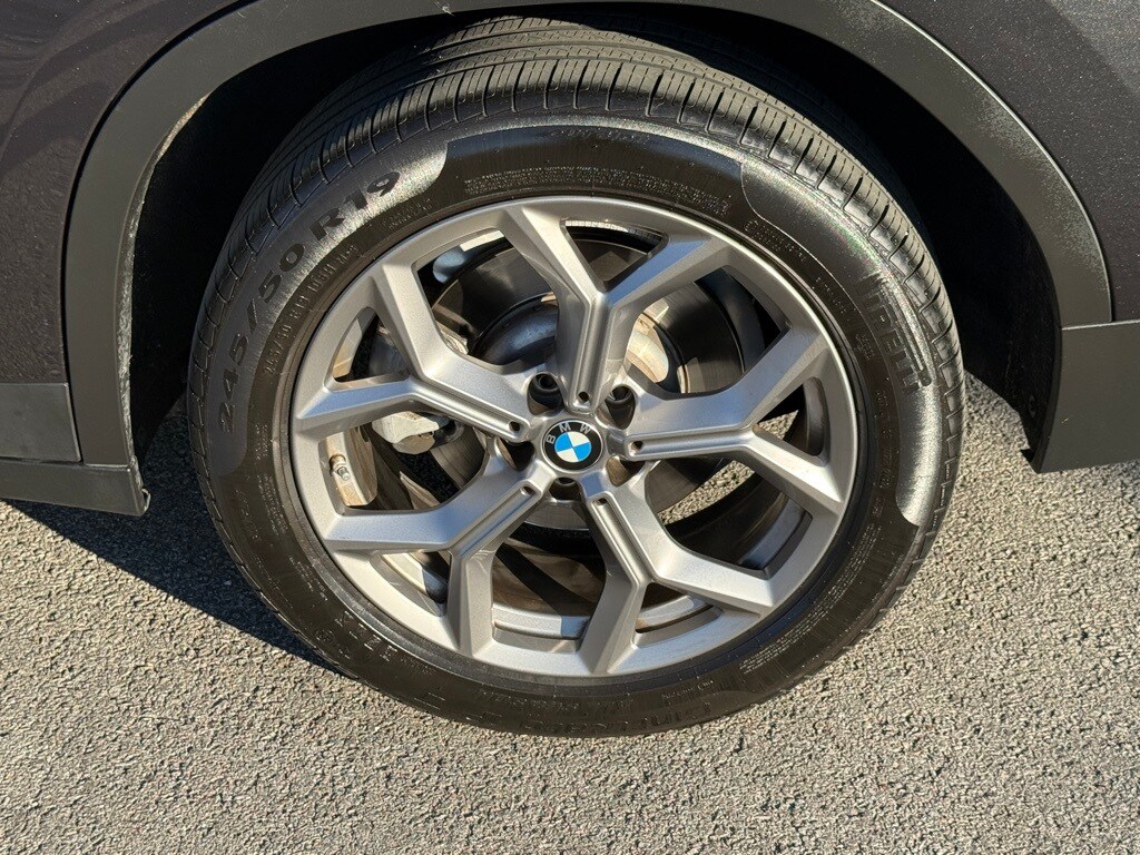 2023 BMW X4 - Image 9