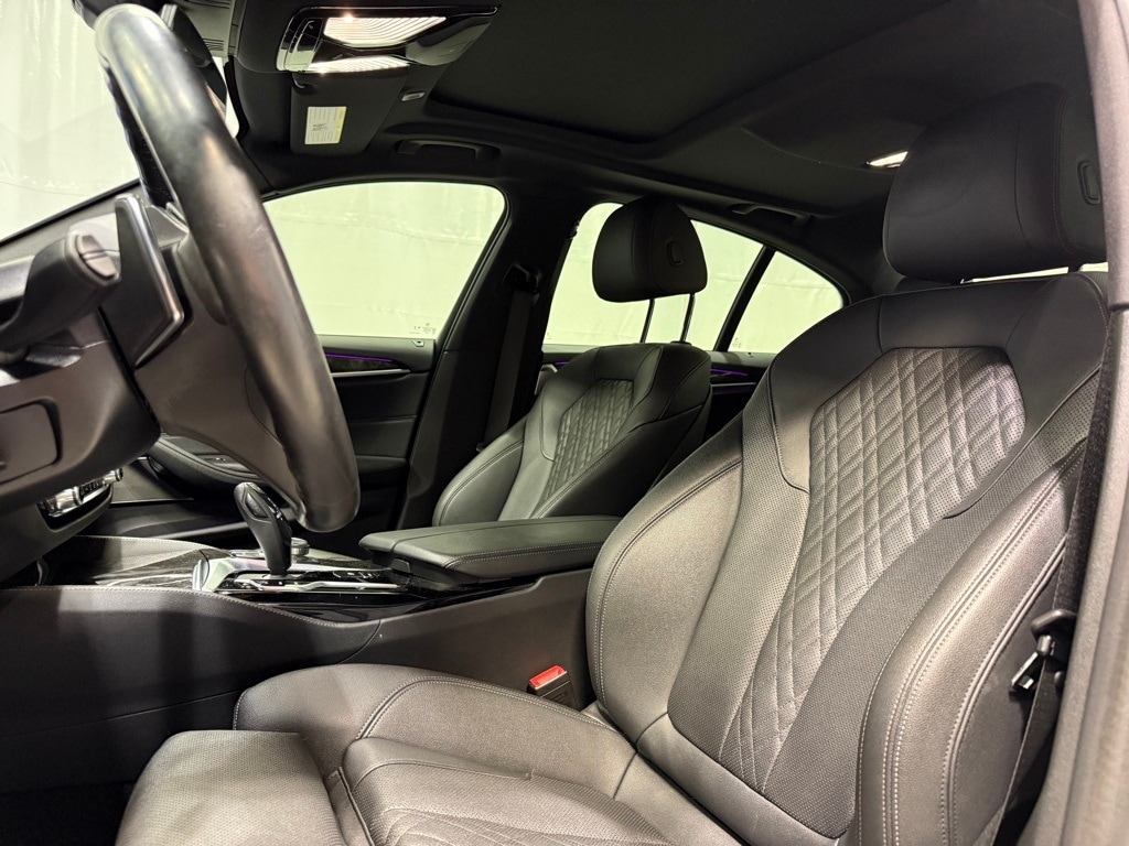 2023 BMW 540I - Image 16