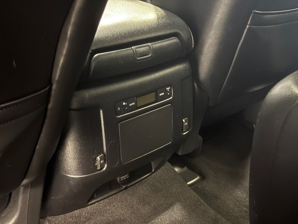 2021 INFINITI QX80 - Image 22