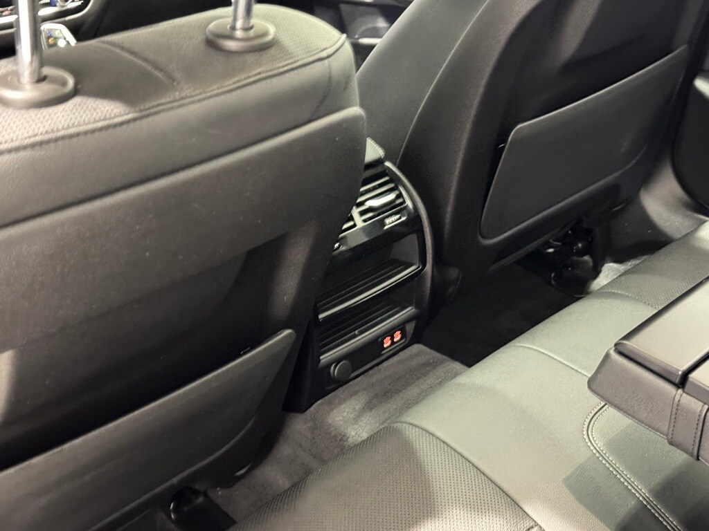 2023 BMW 530E - Image 25