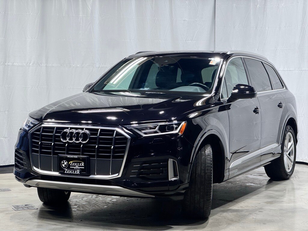 2021 Audi Q7 45 Premium photo 2