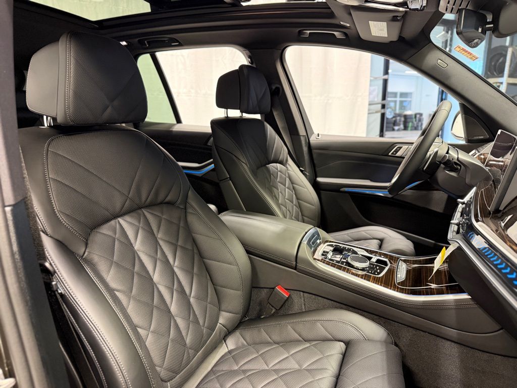 2026 BMW X5 - Image 27