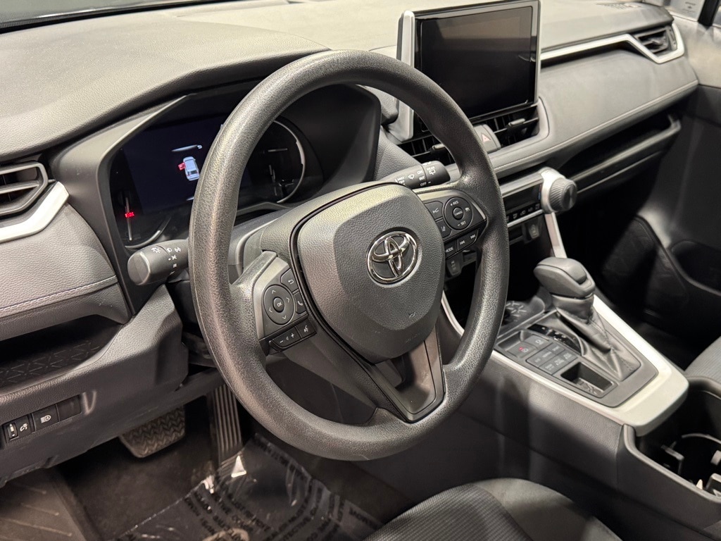 2024 TOYOTA RAV4 - Image 17