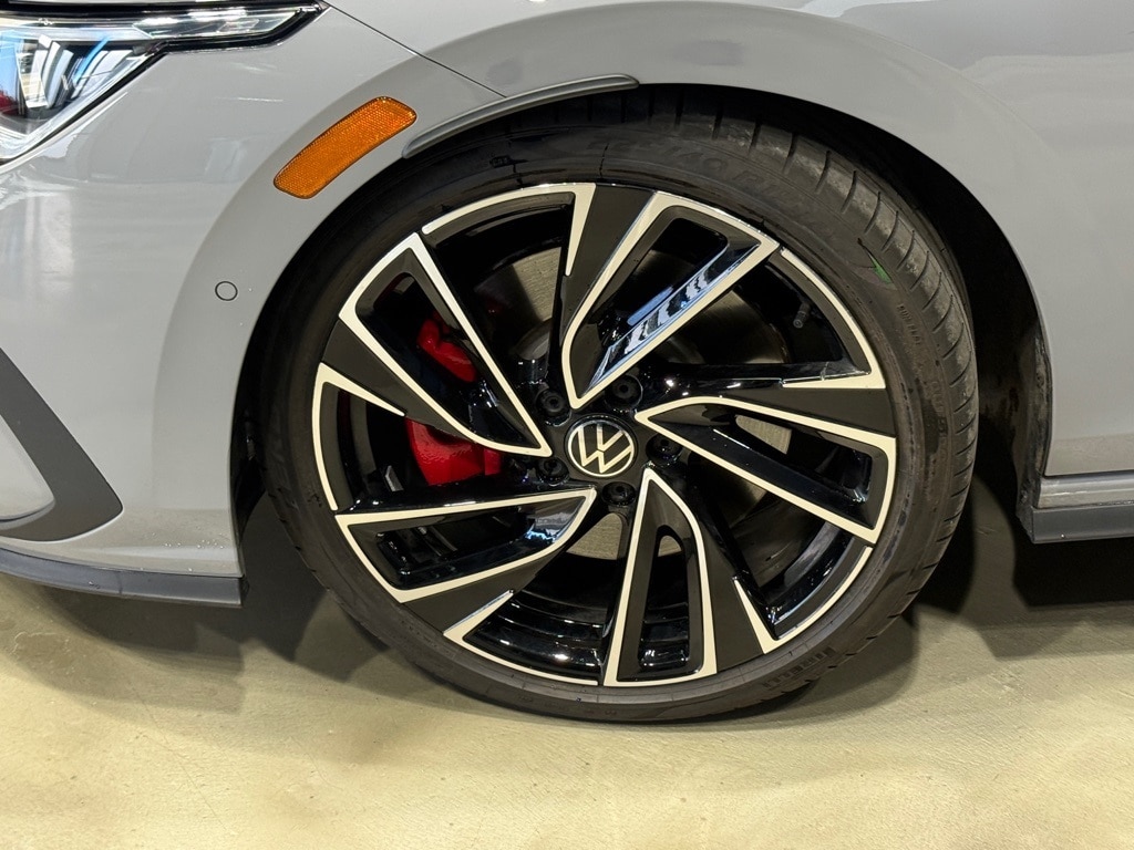 2024 VOLKSWAGEN GOLF GTI - Image 7