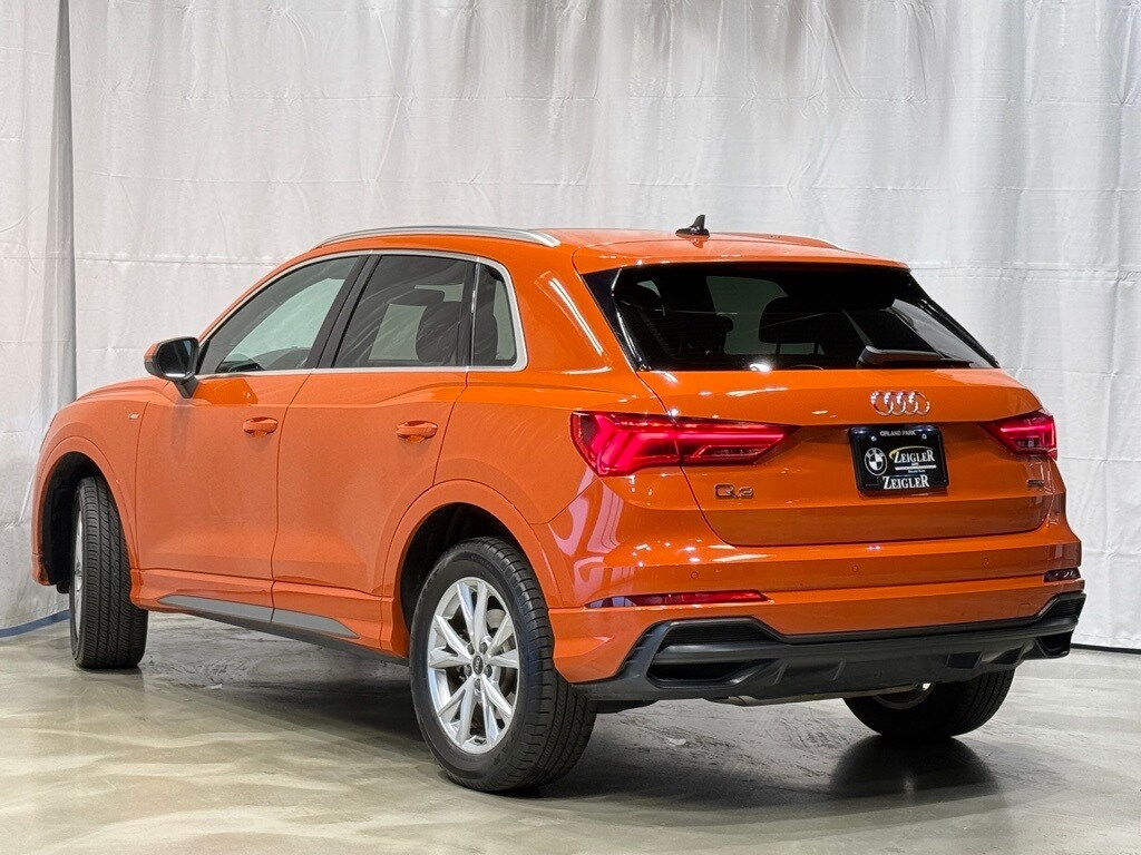 2022 Audi Q3 45 TFSI S line Premium photo 4