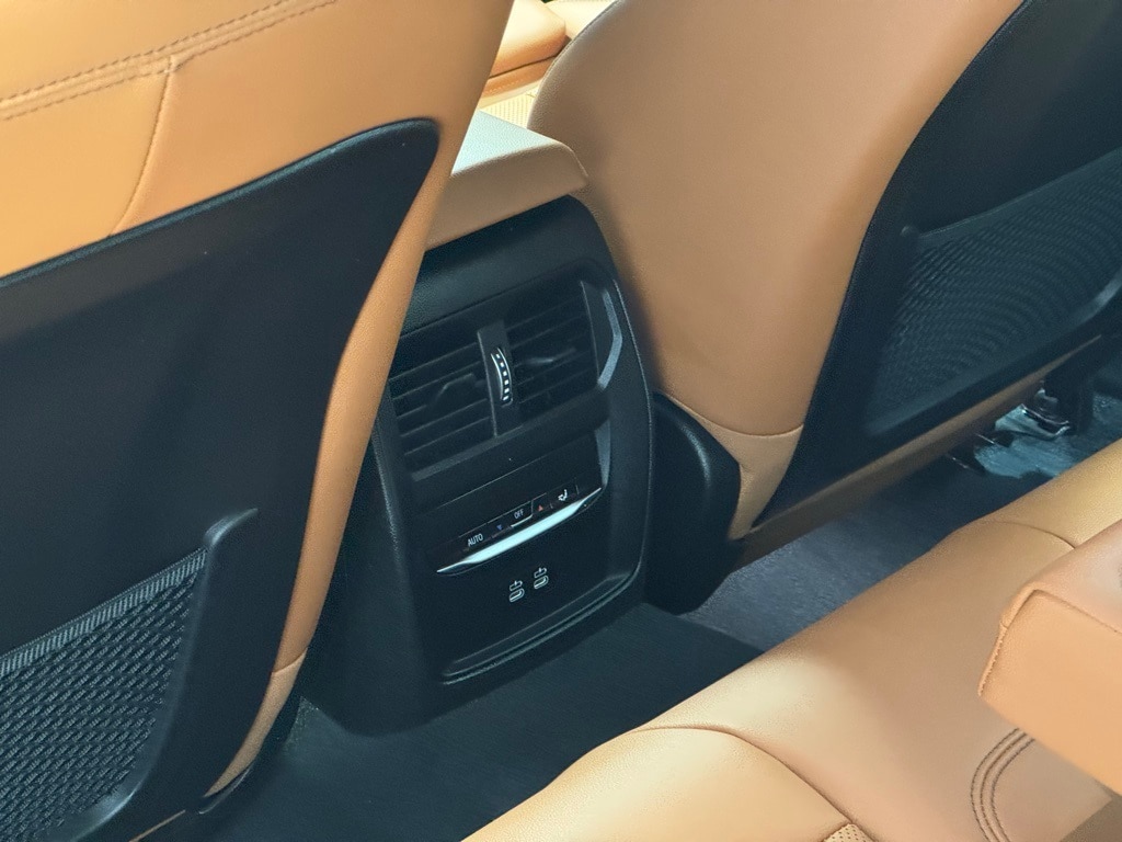 2023 BMW 330I - Image 21