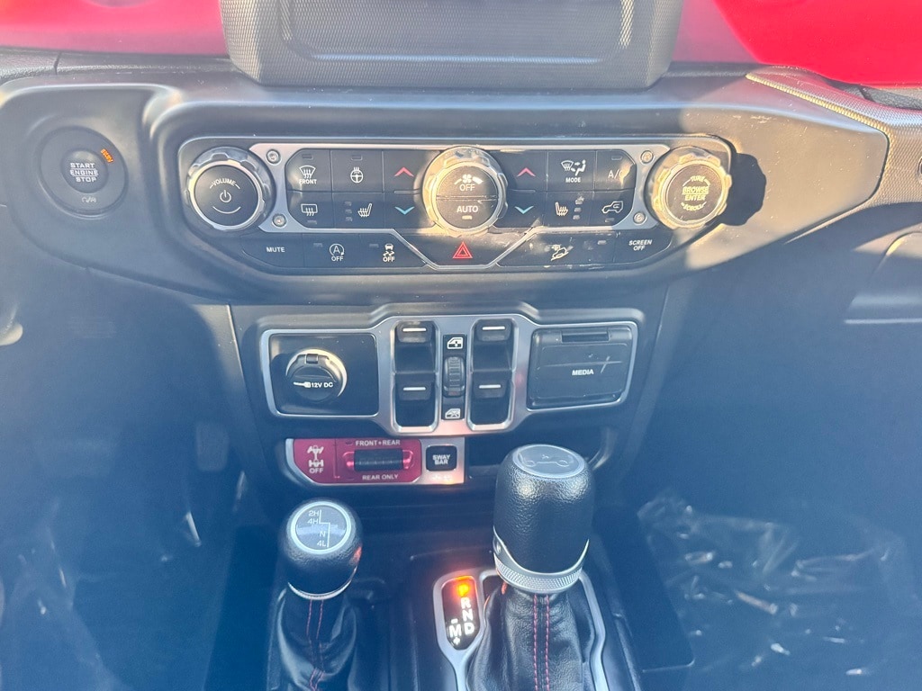 2019 JEEP WRANGLER - Image 9