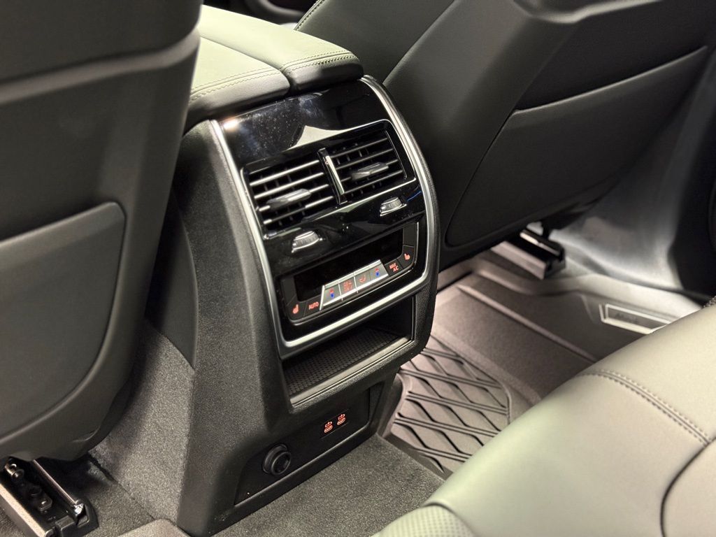 2026 BMW X5 - Image 19