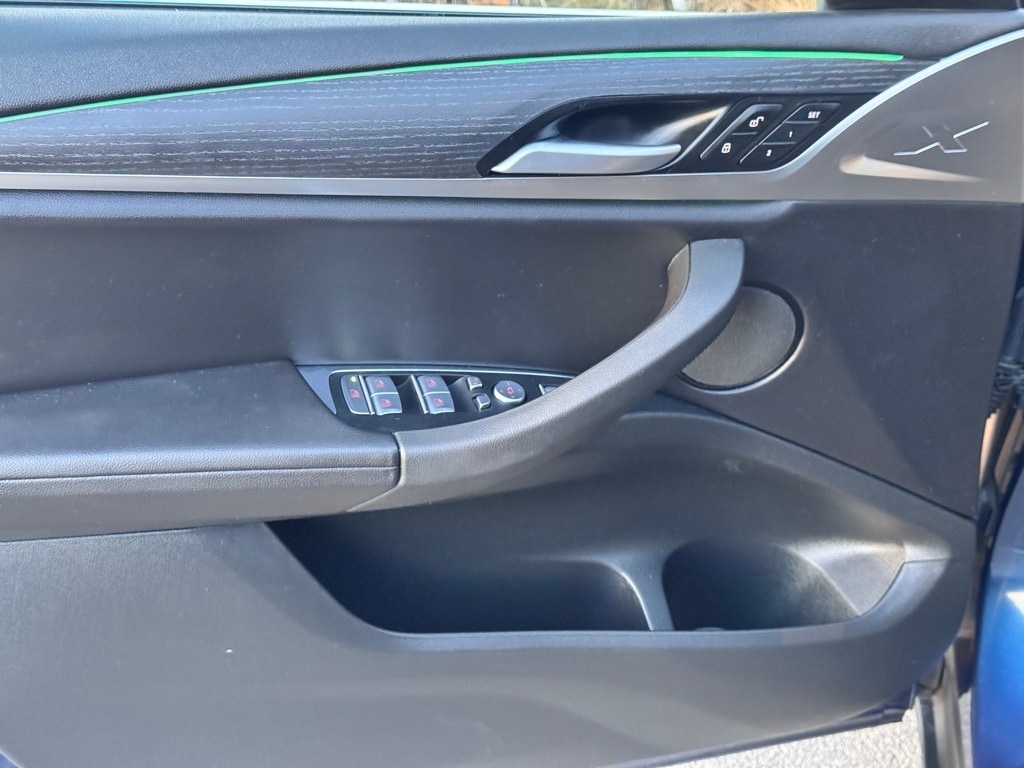 2022 BMW X3 - Image 18