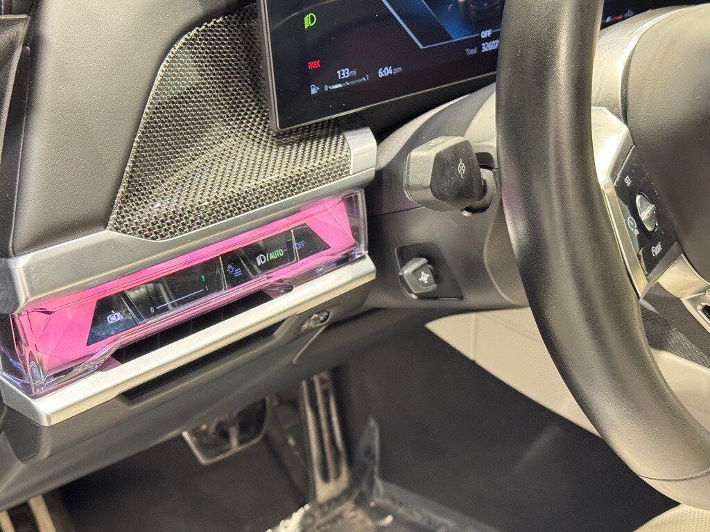 2023 BMW 760I - Image 17